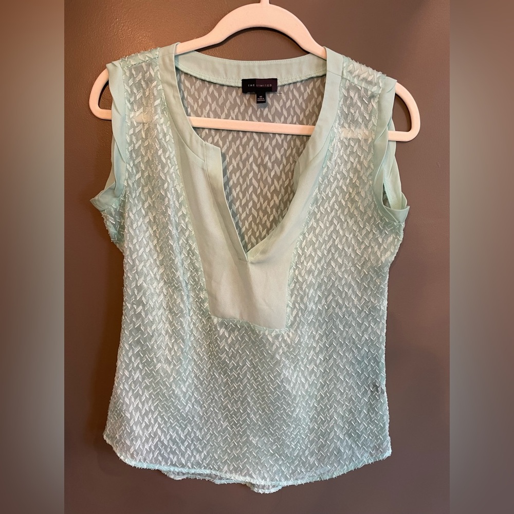 The Limited shirt sleeveless sheer seafoam green size XS